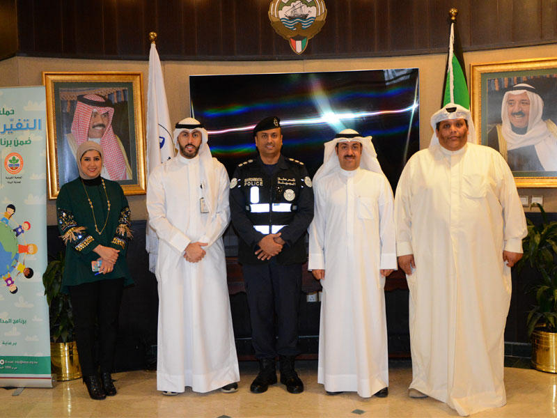 بسام البسام مع جنان بهزاد والعقيد حسين العجمي وطارق شهاب