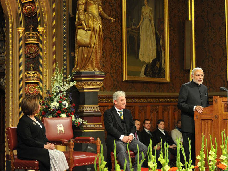 رئيس الوزراء الهندي ناريندرا مودي يلقي كلمة في البرلمان البريطانيn