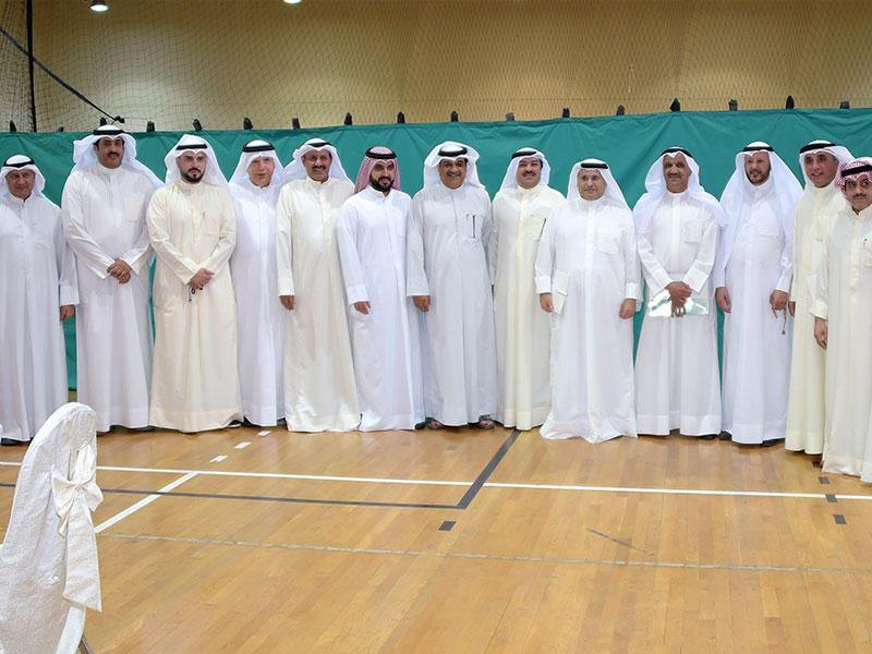 اجتماع الأندية الأخير في النادي العربي