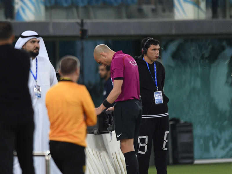 حكم مباراة نهائي كأس الأمير