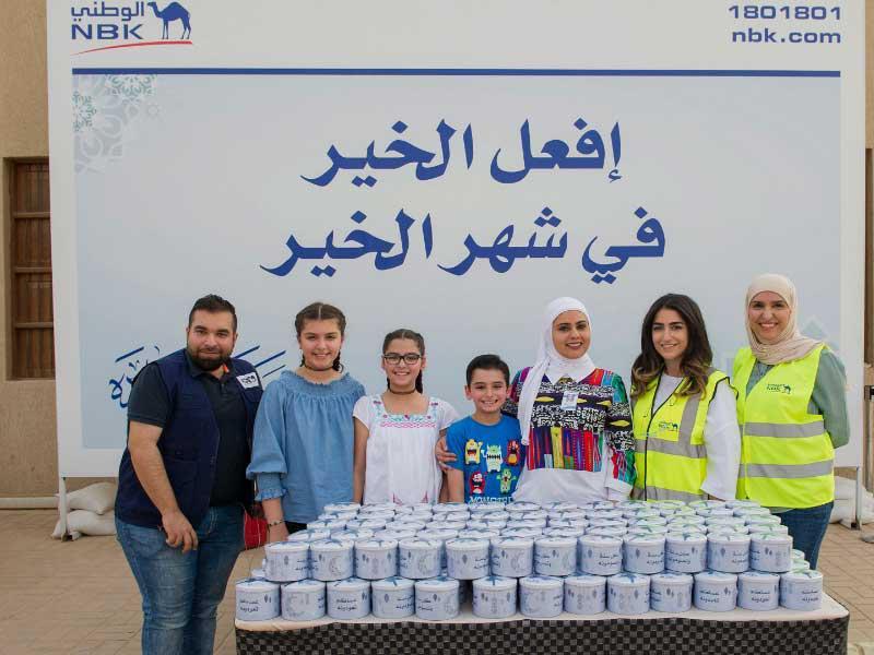جانب من حملات برنامج افعل الخير في شهر الخير العام الماضي