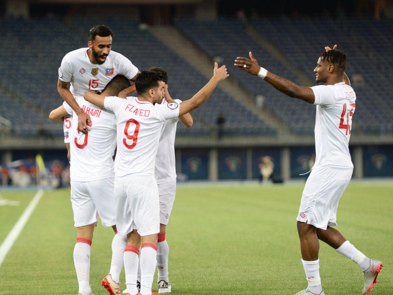 فرحة لاعبي فريق الكويت في لقاء سابق