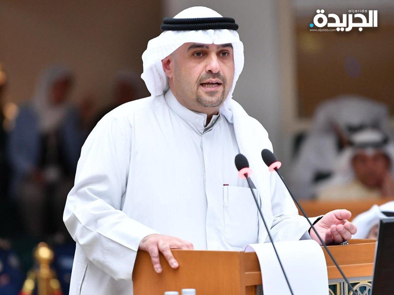 الوزير انس الصالح خلال مناقشة الاستجواب اليوم