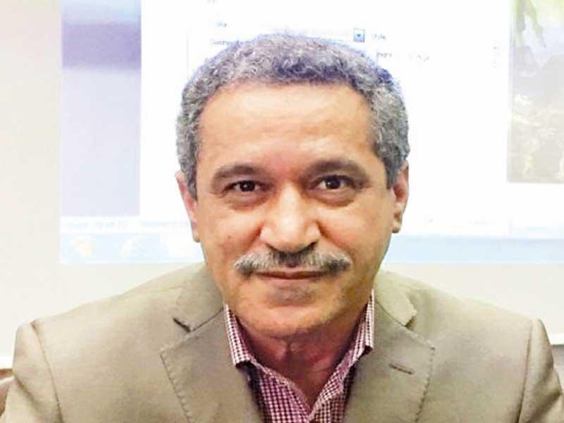  رئيس قسم اللغة الفرنسية في كلية الآداب بجامعة الكويت د. منصف الخميري