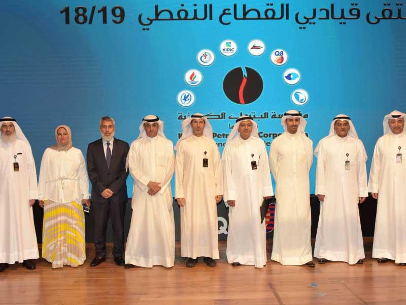 المشاركون في الملتقىn