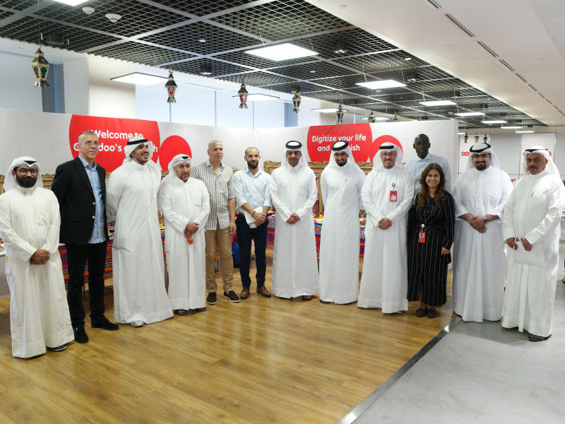 مشاركون في «القريش»