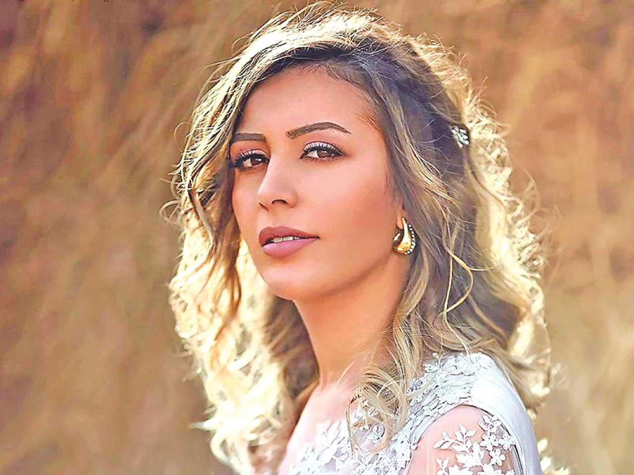 المطربة جنات