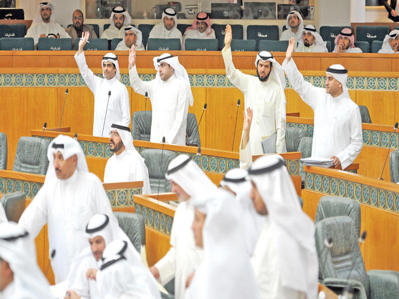 العدساني والكندري والدمخي وعبدالله الكندري في جلسة أمس