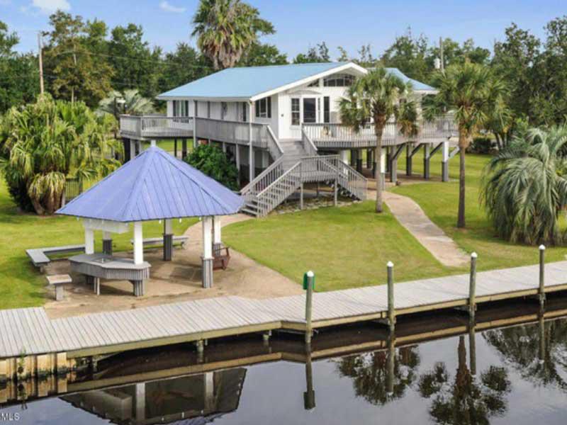 منزل في بي سانت لويس بالمسيسيبي