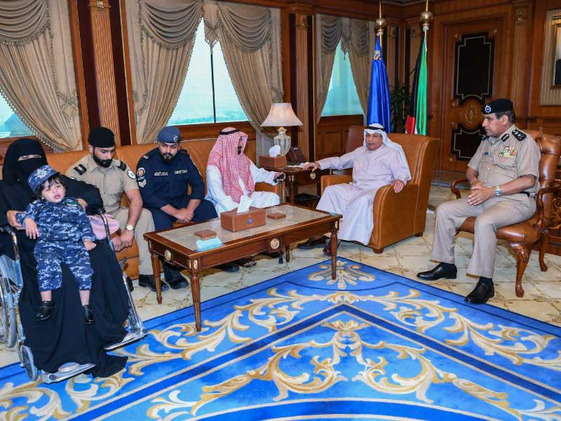 الجراح مستقبلاً أسرة الشهيد العنزيn