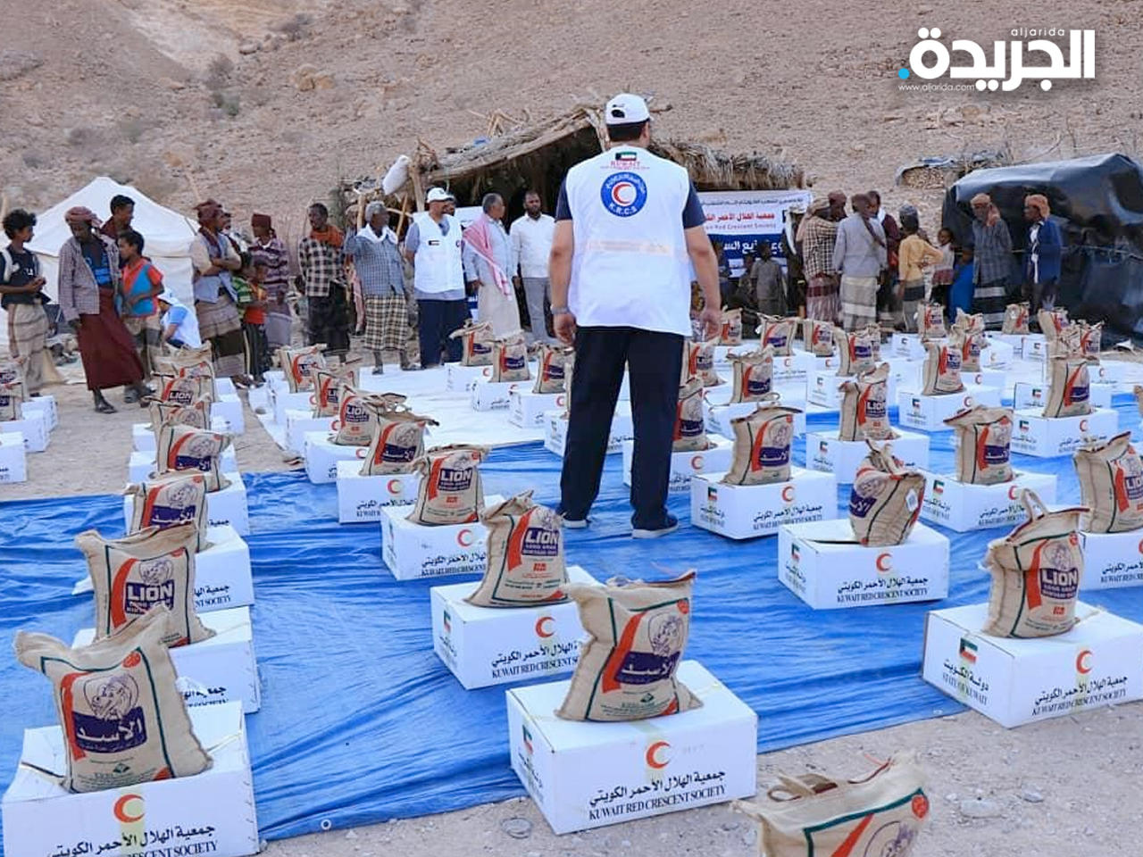 توزيع مساعدات إنسانية في اليمن بمناسبة حلول شهر رمضان المبارك