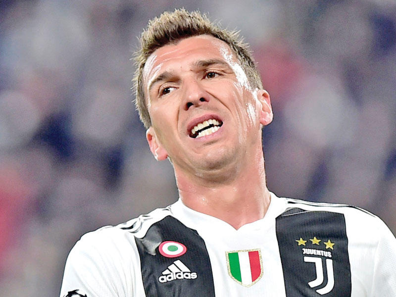 المهاجم الكرواتي ماريو ماندزوكيتش