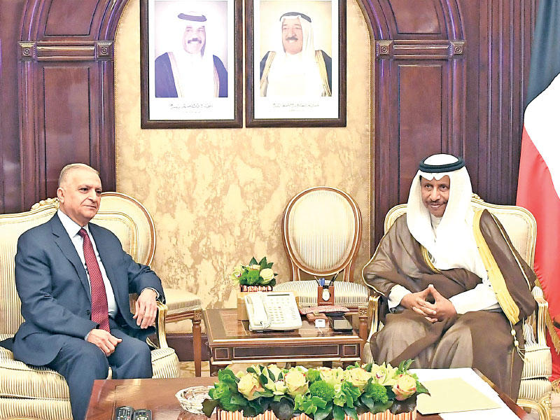 المبارك مستقبلاً وزير الخارجية العراقي أمس