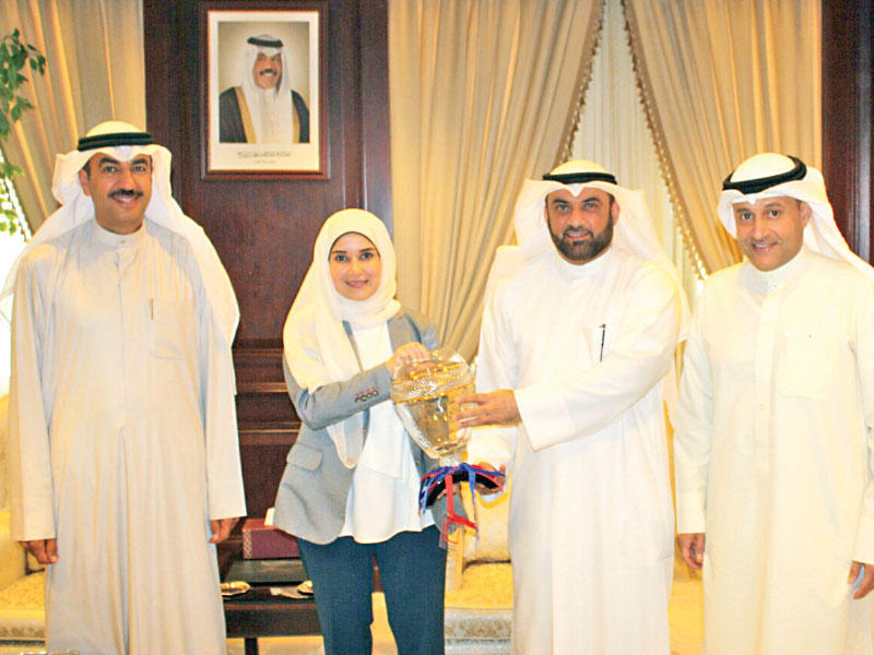 بوشهري مستقبلة وفد جمعية الروضة وحولي التعاونية