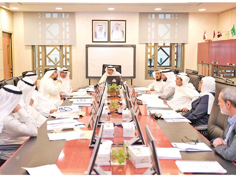 الشعلة مترئساً اجتماع إدارة «الزكاة»n