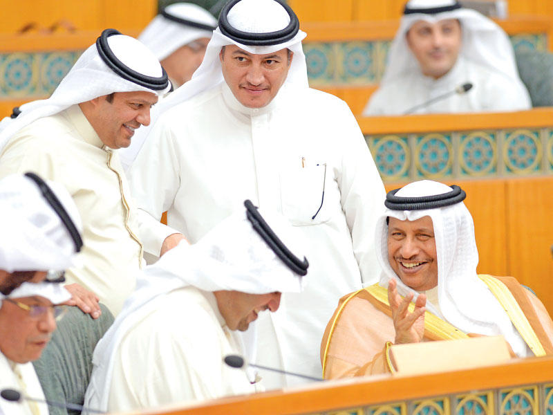 المبارك مبتسماً في جلسة أمس   (تصوير عبدالله الخلف)