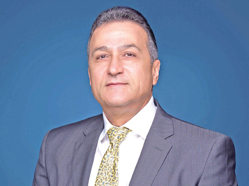 الرئيس التنفيذي لشركة شركة العقارات المتحدة بالوكالة أحمد قاسم