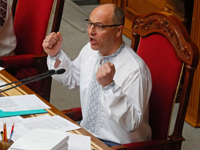 رئيس البرلمان الأوكراني ، أندري باروبي  يناقش موعد تنصيب الرئيس الأوكراني المنتخب زيلينسكي في كييف ، أوكرانيا 