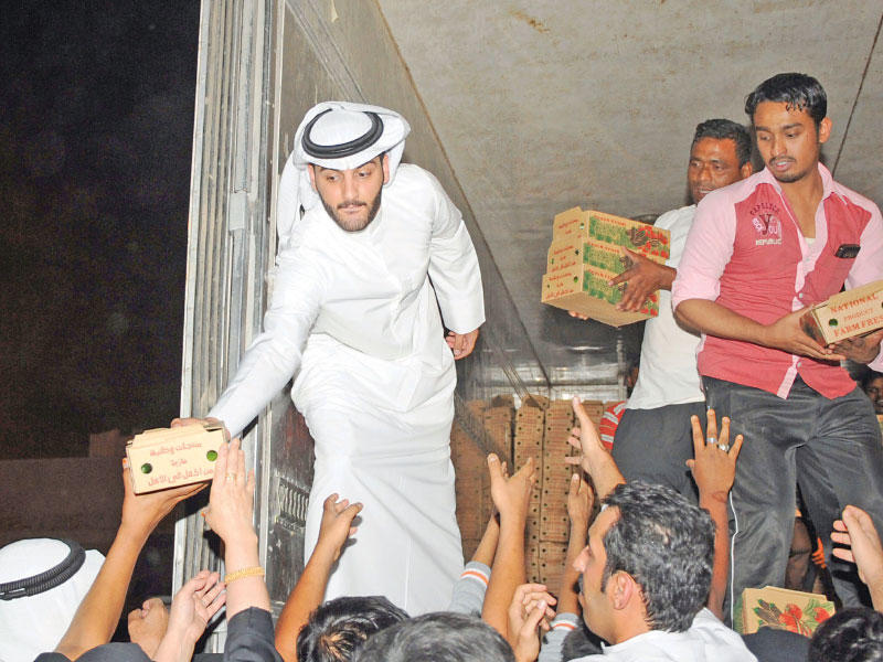 جانب من توزيع الخضراوات