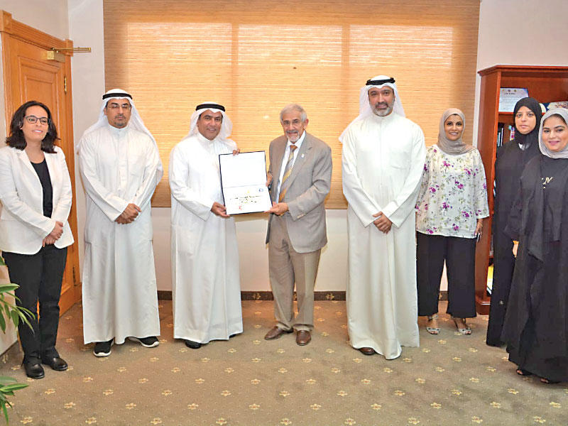 الساير مكرماً الجلاهمة