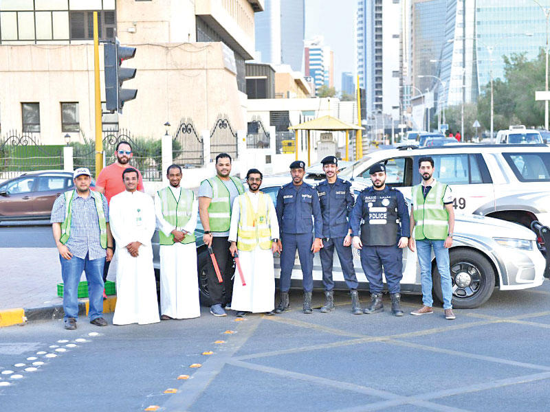 فريق «بيتك» التطوعي
