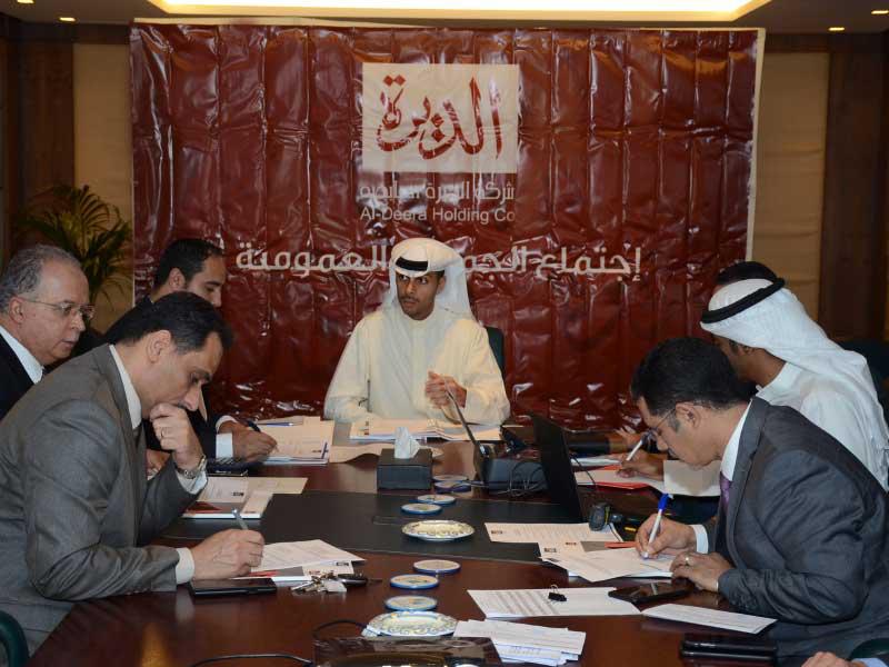  رئيـس مجلس الإدارة لشركـة الديـرة القابضة طــلال البحـر مترئساً عمومية الشركة