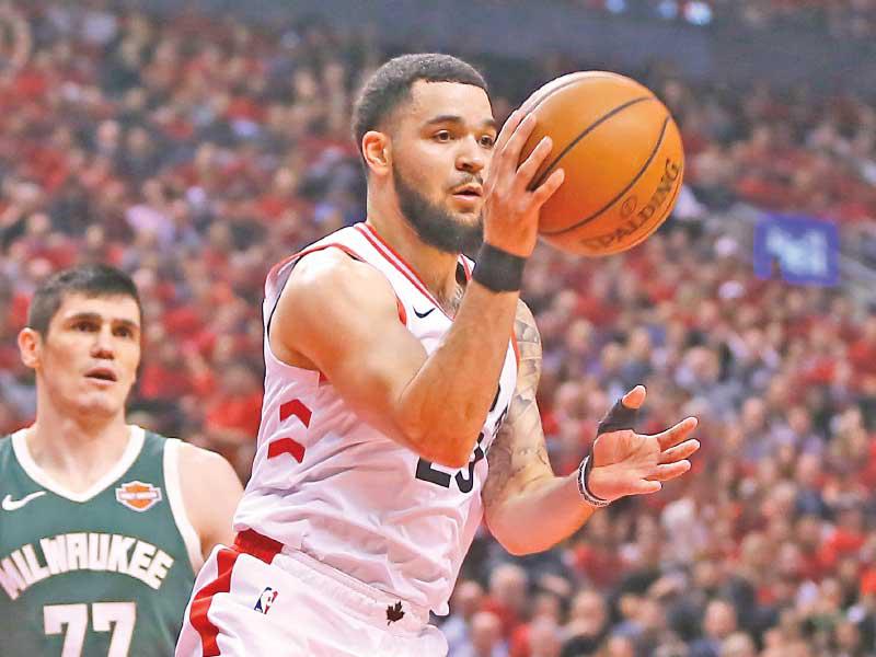 فانفليت نجم رابتورز