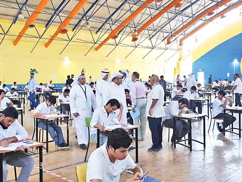 جانب من اختبارات الثانوية العامة  أمس