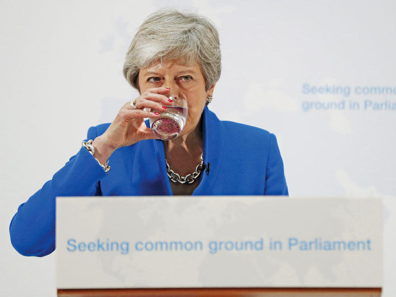 رئيسة الوزراء البريطانية تيريزا ماي