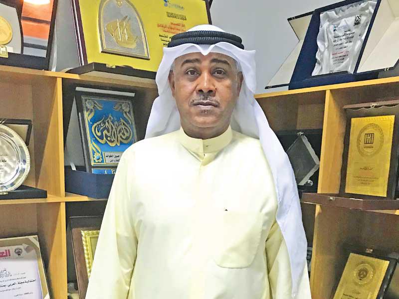 رئيس مجلس إدارة نادي السينما، الفنان حسين الخوالد