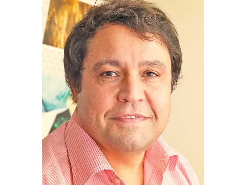 الأديب الشاب محمد هلال