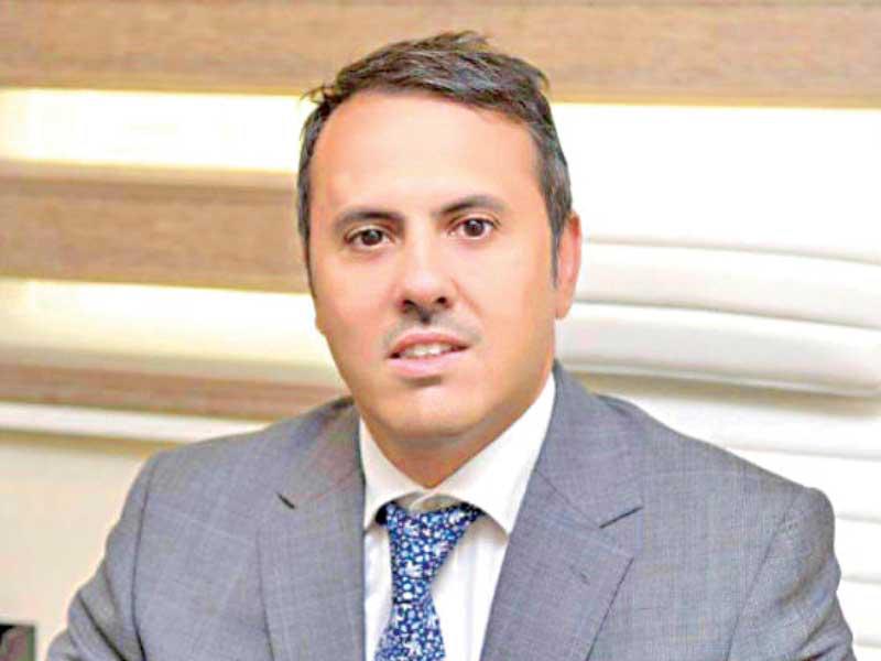 رئيس وحدة المسالك البولية في مستشفى جابر للقوات المسلحة، اختصاصي المسالك البولية بالمركز الطبي الكندي د. محمد الغانم