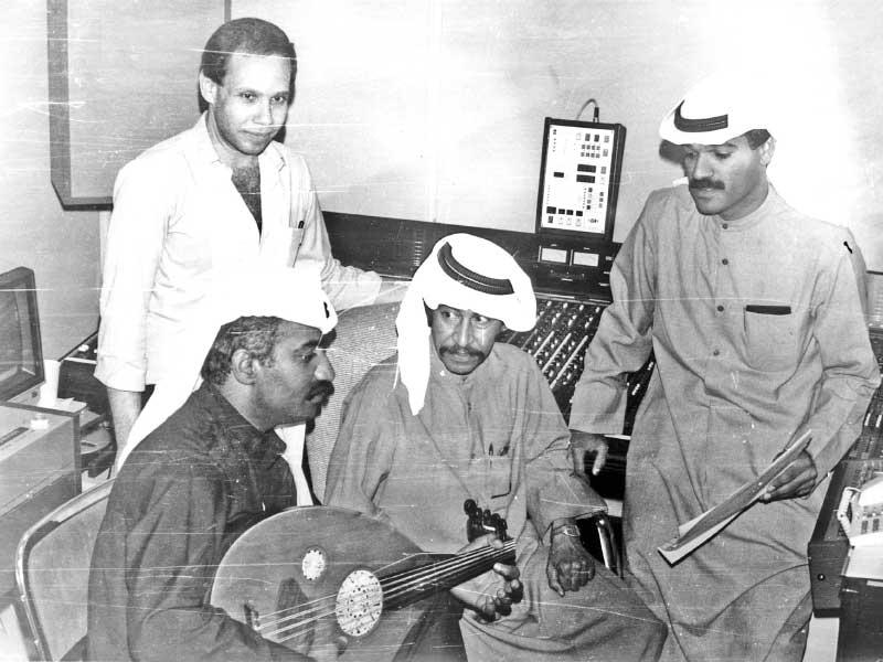 الملحن راشد الخضر مع عبدالكريم عبدالقادر ومحمد البلوشي