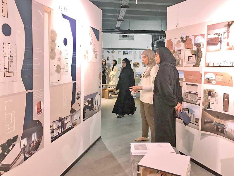 جانب من المعرض