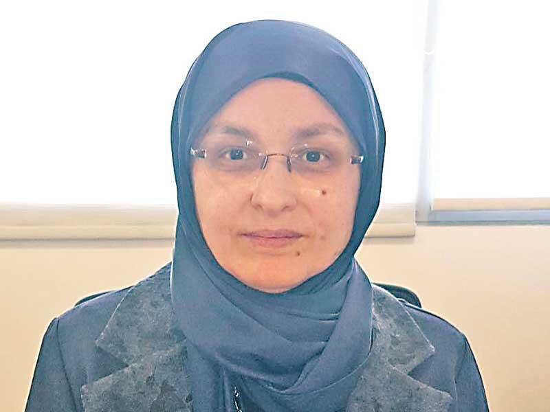 رئيسة قسم القبول والتسجيل في الجامعة العربية المفتوحة بالكويت ناهد الشيخ