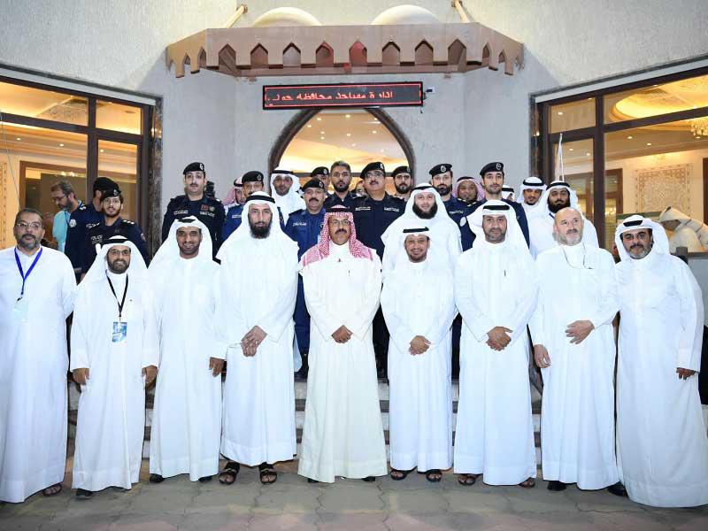 النواف خلال تكريم الجهات المشاركة بفعاليات رمضان