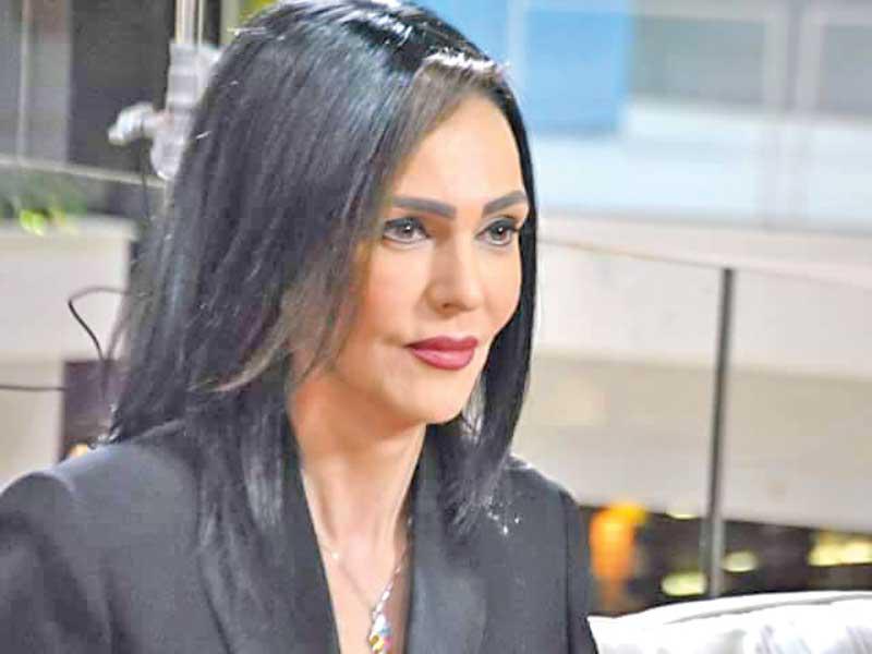 الممثلة رولا حمادة 