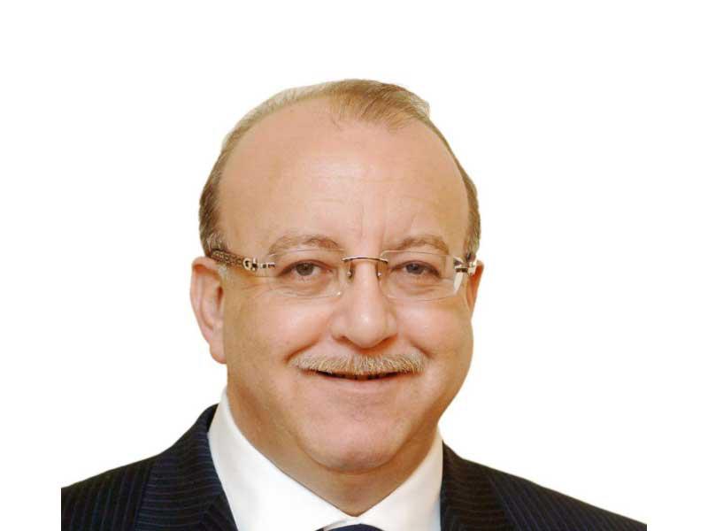 رئيس اللجنة علاء والي