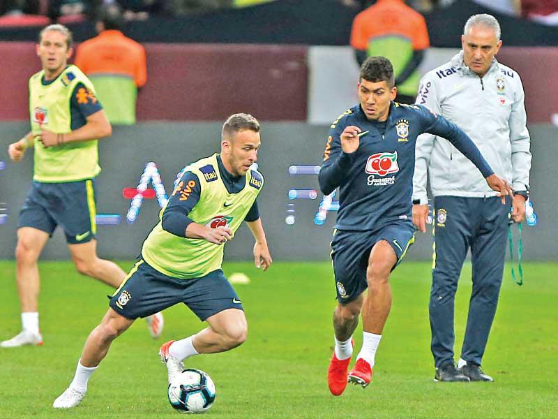 جانب من تدريبات المنتخب البرازيلي