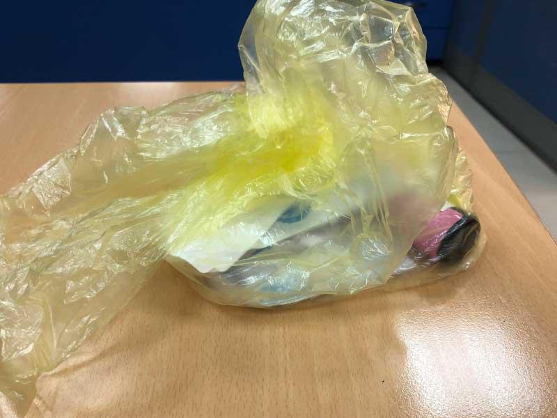 الأدوية في أكياس قمامة