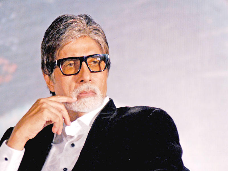 الممثل الهندي أميتاب باتشان