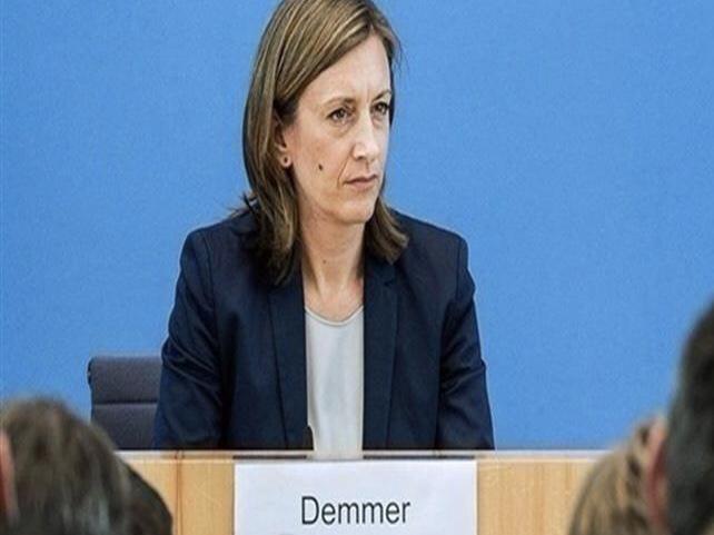 نائبة المتحدث باسم الحكومة الألمانية اولريكه ديمر