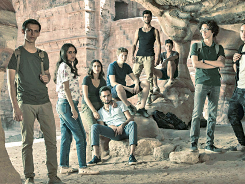 مشهد من المسلسل «جن»