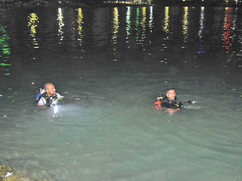 جانب من عملية البحث على الغريق