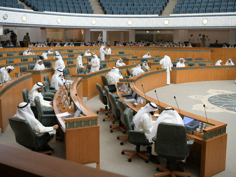 جلسة سابقة لمجلس الأمة