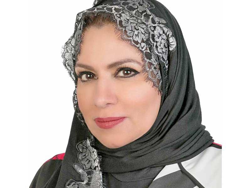  الفنانة التشكيلية ابتسام العصفور