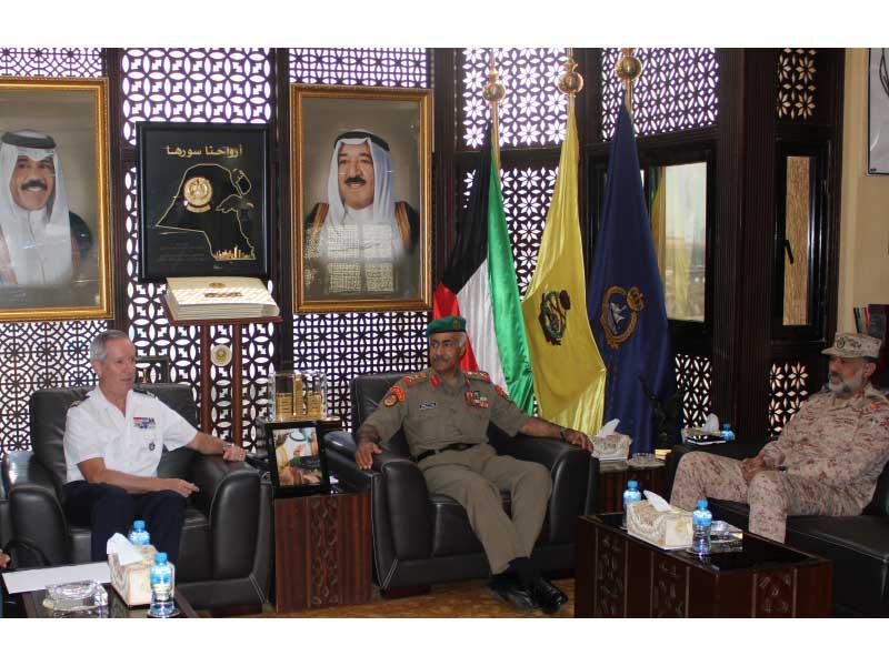 الخضر مستقبلا المسؤول الفرنسي أمس