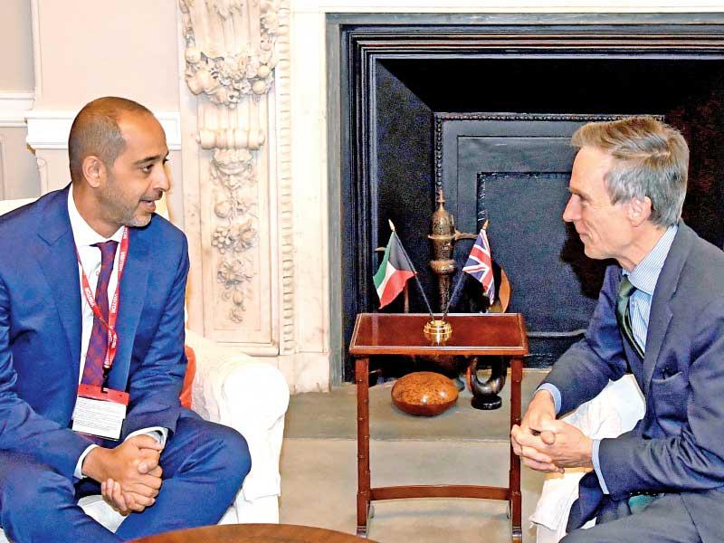 مبعوث الأمير خلال لقائه الوزير البريطاني لشؤون الشرق الأوسط