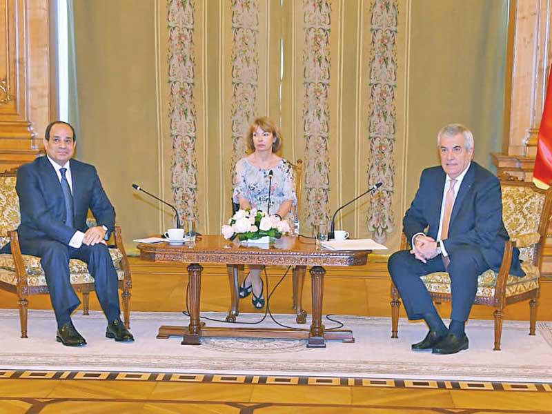  السيسي مجتمعاً مع رئيس مجلس الشيوخ الروماني كالين تيريتشانو أمس (صفحة الرئاسة)  