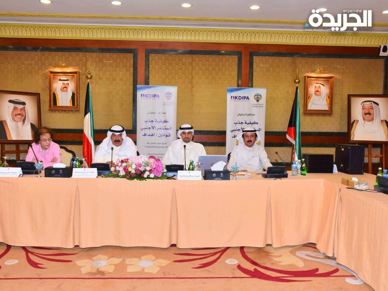  نائب وزير الخارجية خلال حضوره للدورة التدريبية 